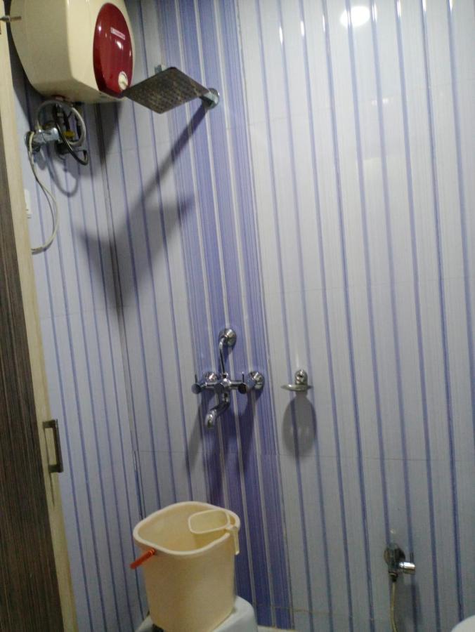Hotel Chandrawali By Wb Inn Ballia エクステリア 写真